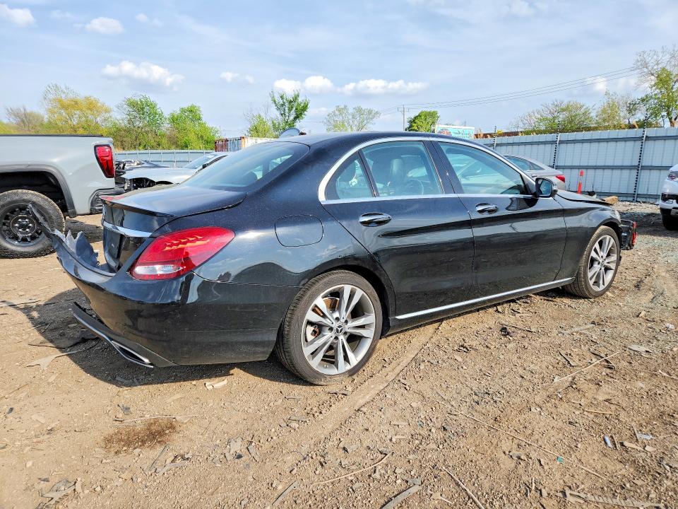 2018 Mercedes-benz C მანქანა იყიდება აუქციონზე, vin: WDDWF4JB4JR377577, აუქციონის ნომერი: 50955266