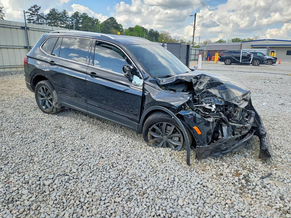 Продажа на аукционе авто 2022 Volkswagen Tiguan, vin: 3VV3B7AX0NM151373, номер лота: 48410426