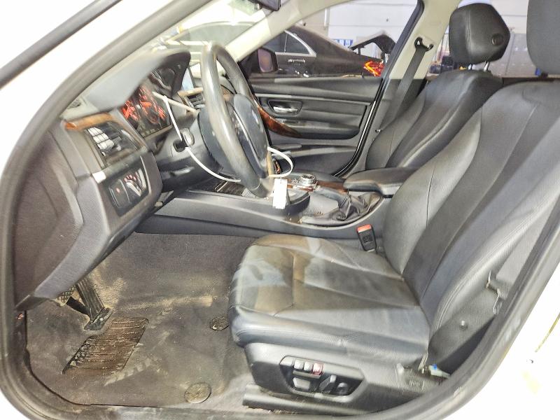51149566 :رقم المزاد ، WBA3A5G53ENP30114 vin ، 2014 Bmw 328 مزاد بيع
