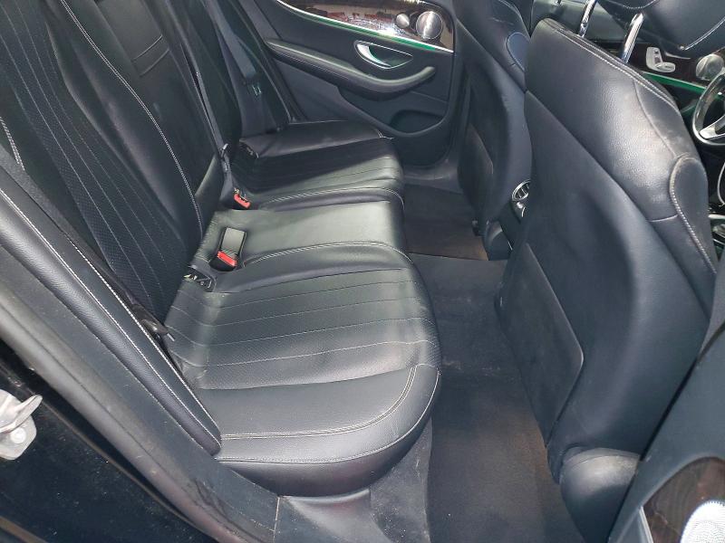 49777996 :رقم المزاد ، WDDZF4JB2HA111223 vin ، 2017 Mercedes-benz E مزاد بيع