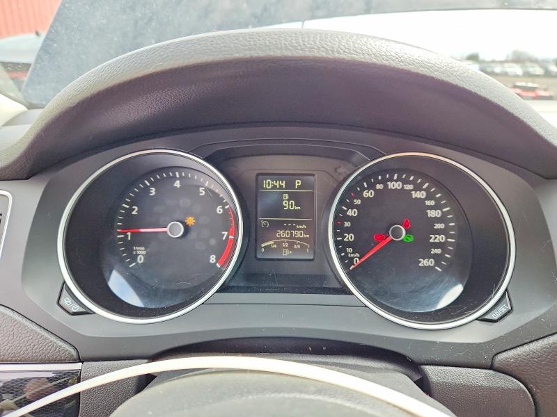 51817676 :رقم المزاد ، 3VWD07AJ5FM227057 vin ، 2015 Volkswagen Jetta مزاد بيع