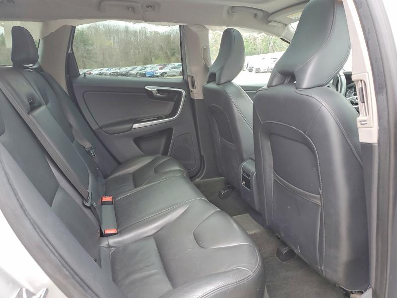 50561846 :رقم المزاد ، YV4902RK5F2749765 vin ، 2015 Volvo Xc60 مزاد بيع