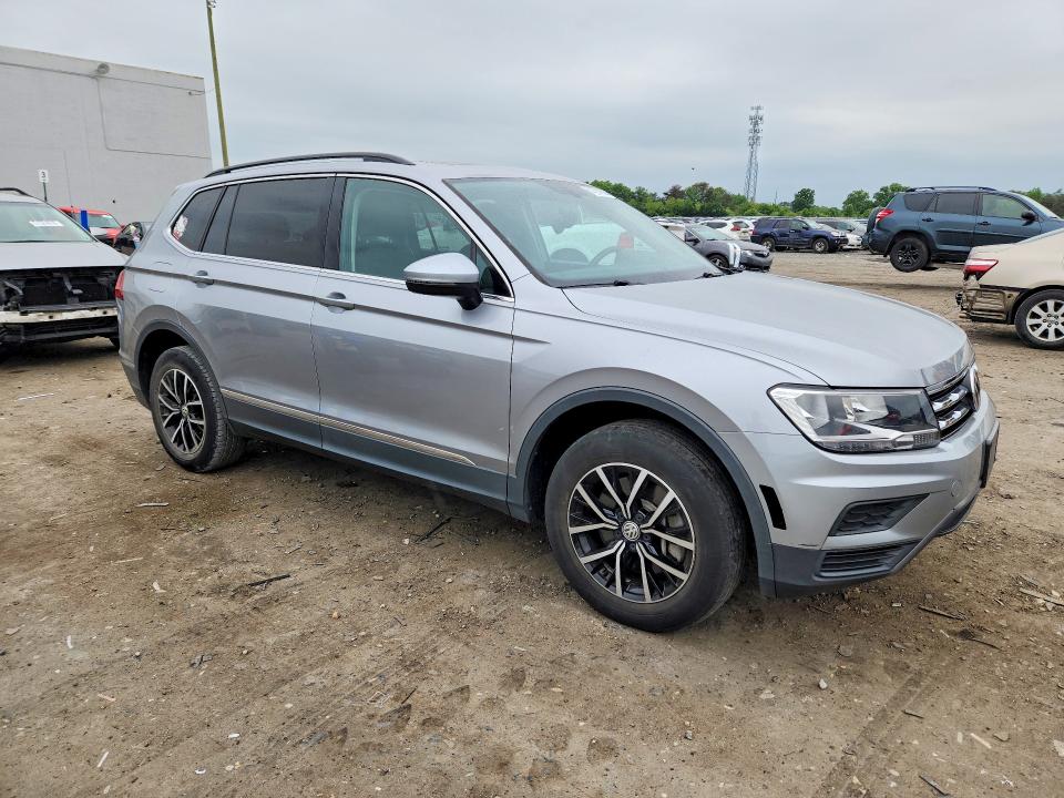 51694626 :رقم المزاد ، 3VV2B7AX3MM139745 vin ، 2021 Volkswagen Tiguan مزاد بيع