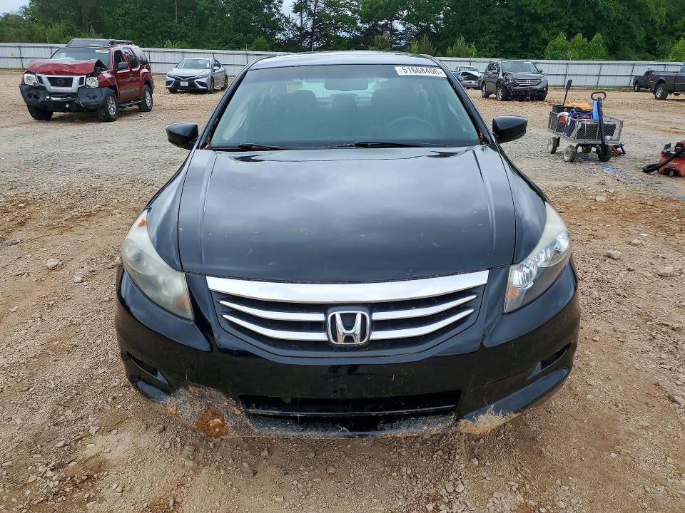 51668406 :رقم المزاد ، 1HGCP3F81CA034858 vin ، 2012 Honda Accord مزاد بيع