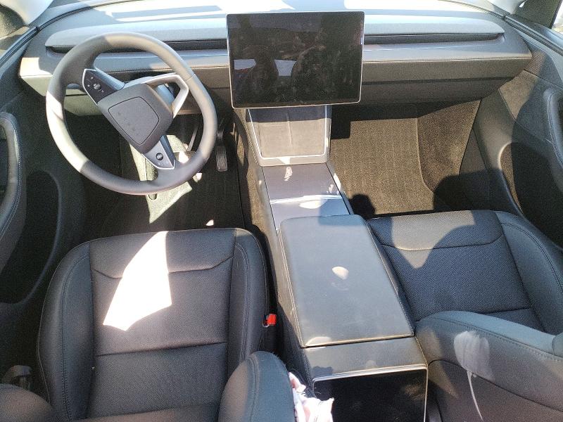 50486186 :رقم المزاد ، 7SAYGDEE8TF461482 vin ، 2026 Tesla Model Y مزاد بيع