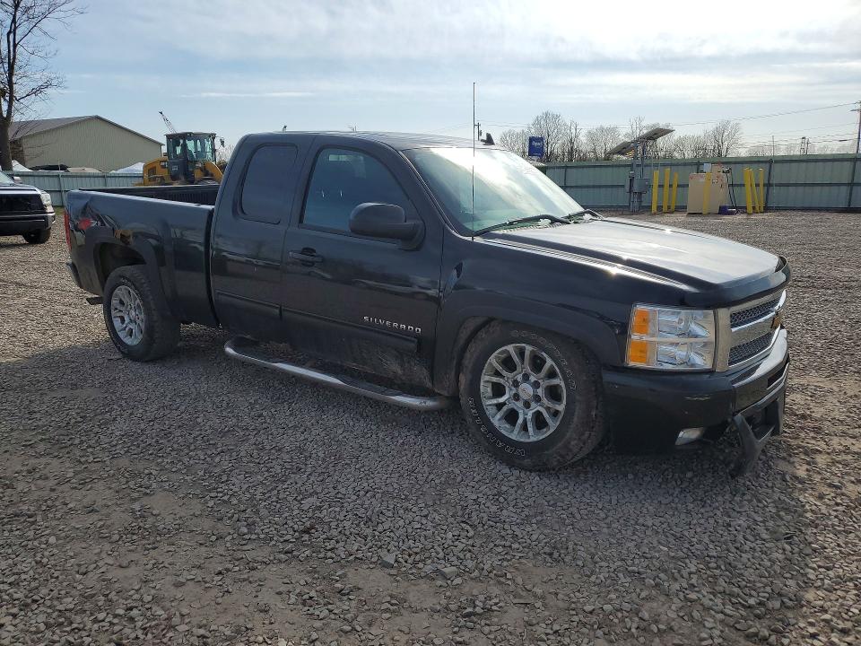 Продаж на аукціоні авто 2013 Chevrolet Silverado, vin: 1GCRKSE78DZ413322, номер лоту: 48688566