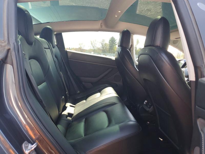 49295036 :رقم المزاد ، 5YJ3E1EA5MF092784 vin ، 2021 Tesla Model 3 مزاد بيع