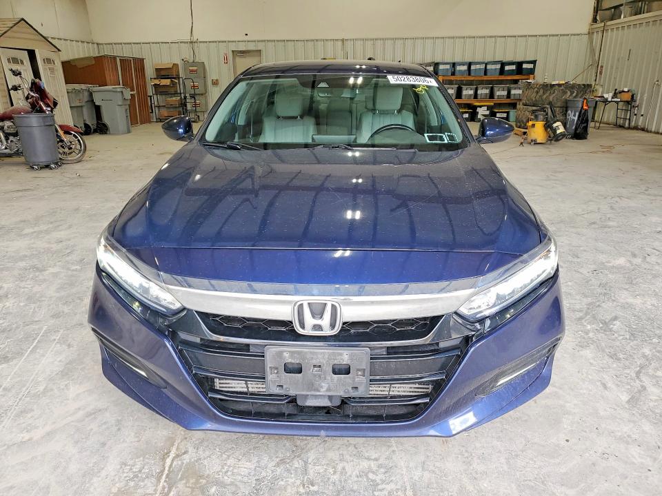 2020 Honda Accord მანქანა იყიდება აუქციონზე, vin: 1HGCV1F5XLA058611, აუქციონის ნომერი: 50283806