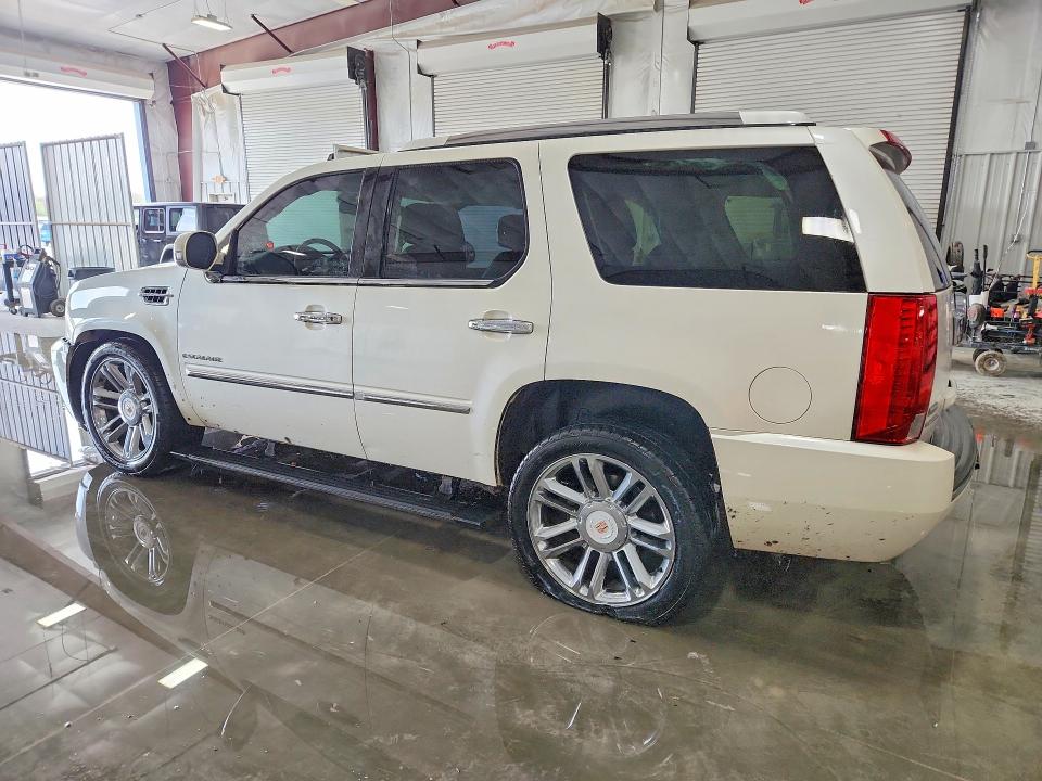 2012 Cadillac Escalade მანქანა იყიდება აუქციონზე, vin: 1GYS4DEF7CR216505, აუქციონის ნომერი: 49093396