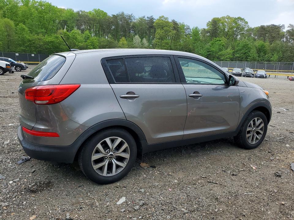 51132916 :رقم المزاد ، KNDPBCAC9F7697963 vin ، 2015 Kia Sportage مزاد بيع
