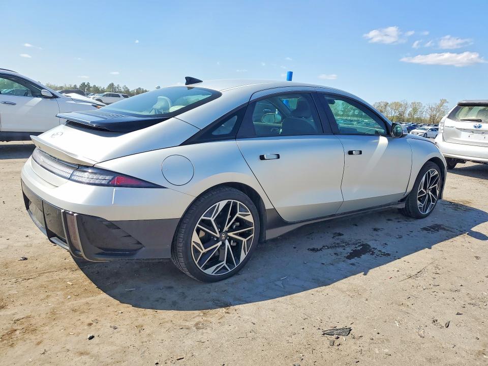 2023 Hyundai Ioniq 6 მანქანა იყიდება აუქციონზე, vin: KMHM34AA5PA043675, აუქციონის ნომერი: 49134106