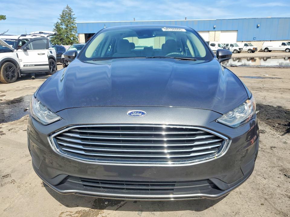 50136006 :رقم المزاد ، 3FA6P0HDXLR254600 vin ، 2020 Ford Fusion مزاد بيع