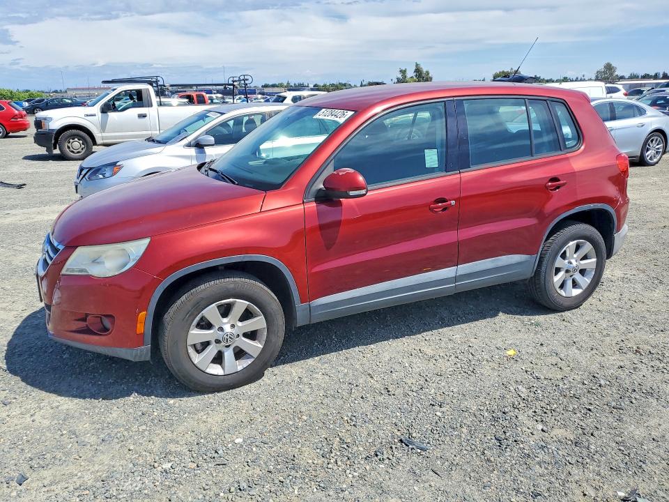 51284426 :رقم المزاد ، WVGAV7AX4AW000474 vin ، 2010 Volkswagen Tiguan مزاد بيع