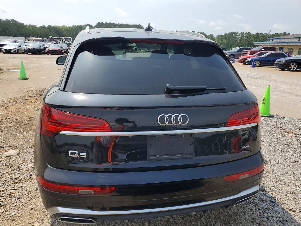 51249926 :رقم المزاد ، WA1EAAFY8R2001690 vin ، 2024 Audi Q5 مزاد بيع