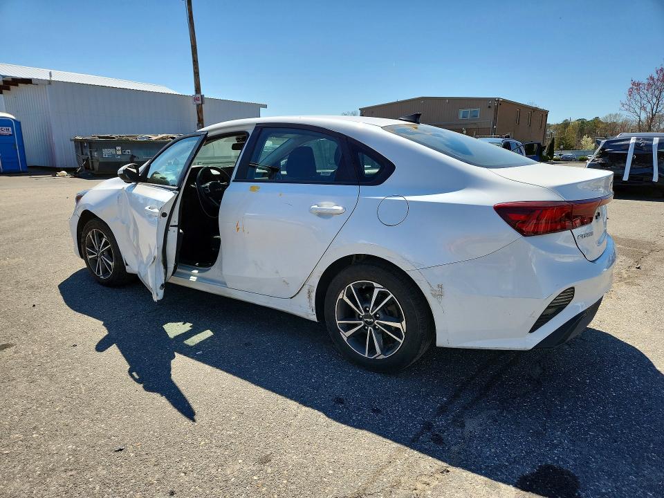 Продажа на аукционе авто 2023 Kia Forte, vin: 3KPF24AD0PE616327, номер лота: 48576476