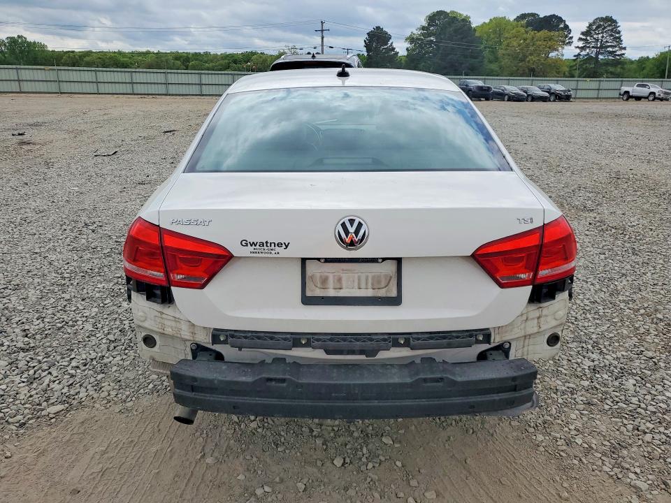 49544086 :رقم المزاد ، 1VWAT7A30FC075587 vin ، 2015 Volkswagen Passat مزاد بيع