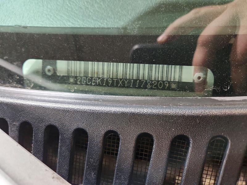 Продаж на аукціоні авто 2000 Chevrolet Silverado, vin: 2GCEK19TXY1178209, номер лоту: 49054456