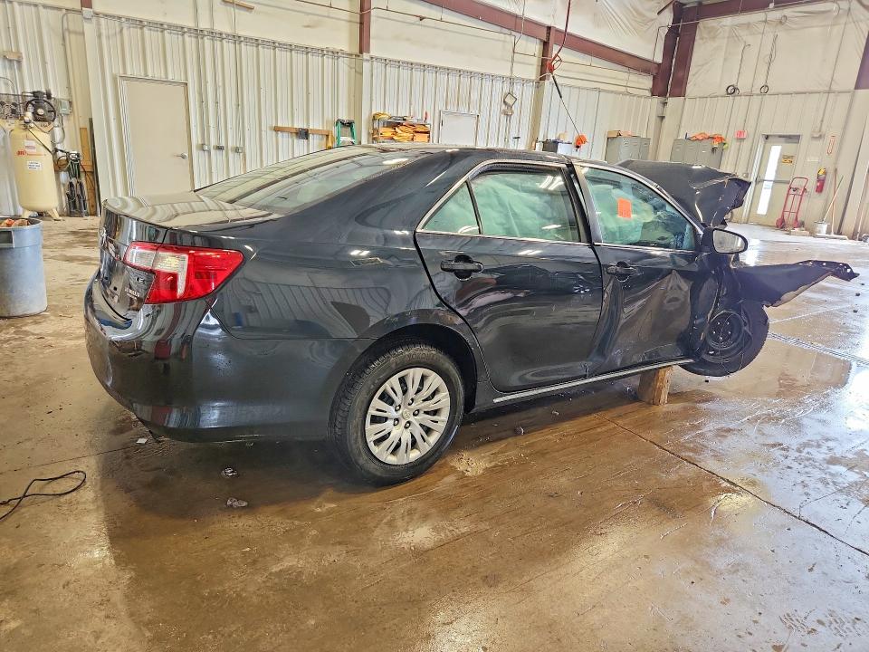 2013 Toyota Camry მანქანა იყიდება აუქციონზე, vin: 4T4BF1FK2DR323553, აუქციონის ნომერი: 48590276