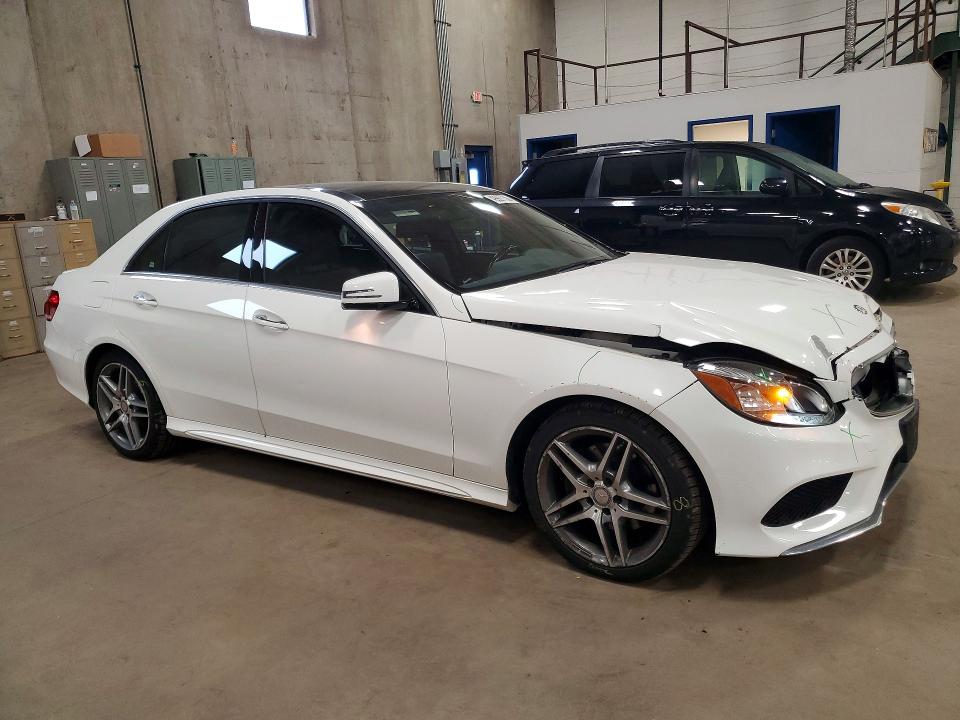Продажа на аукционе авто 2015 Mercedes-benz E, vin: WDDHF8JB6FB164727, номер лота: 49927756