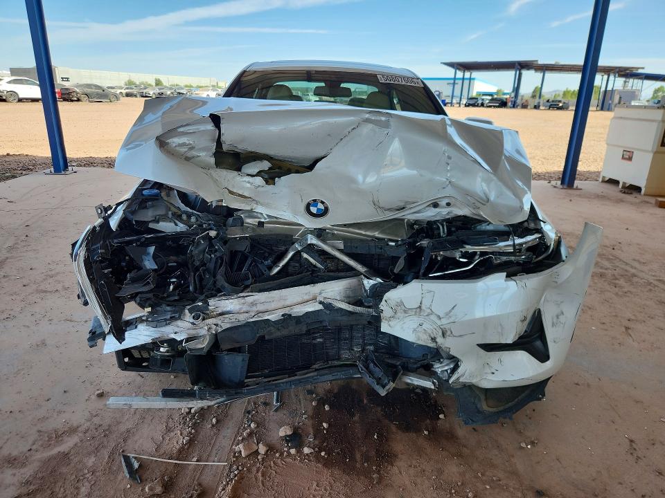 50807606 :رقم المزاد ، WBA5R1C59KAJ98516 vin ، 2019 Bmw 330i مزاد بيع