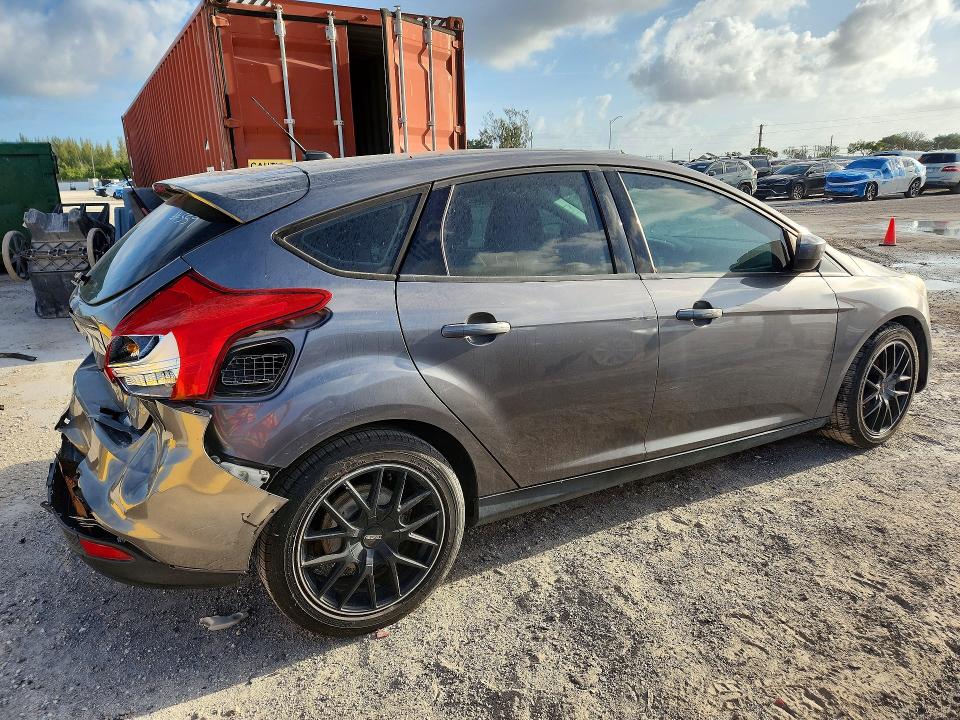 2012 Ford Focus მანქანა იყიდება აუქციონზე, vin: 1FAHP3K23CL415420, აუქციონის ნომერი: 48425526