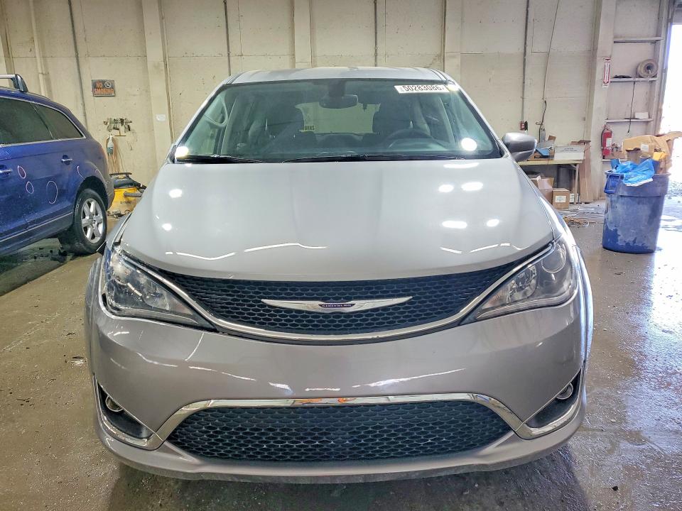2019 Chrysler Pacifica მანქანა იყიდება აუქციონზე, vin: 2C4RC1FG3KR587926, აუქციონის ნომერი: 50283086