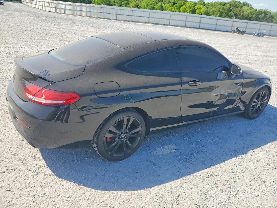 50072606 :رقم المزاد ، WDDWJ4KB9HF454114 vin ، 2017 Mercedes-benz C مزاد بيع