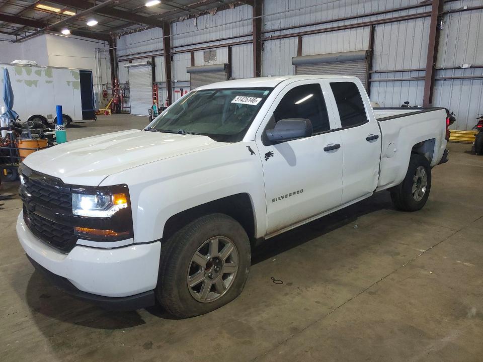 Продаж на аукціоні авто 2018 Chevrolet Silverado, vin: 1GCRCNEH5JZ320356, номер лоту: 51425146