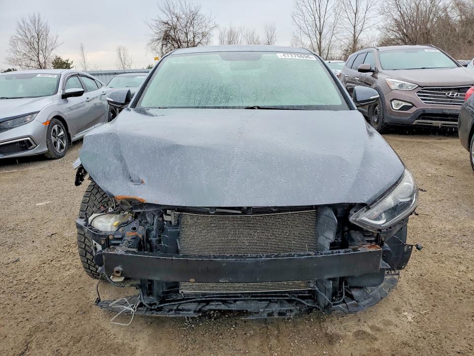 2017 Hyundai Elantra Gls 4dr მანქანა იყიდება აუქციონზე, vin: KMHD84LF2HU217759, აუქციონის ნომერი: 47376696