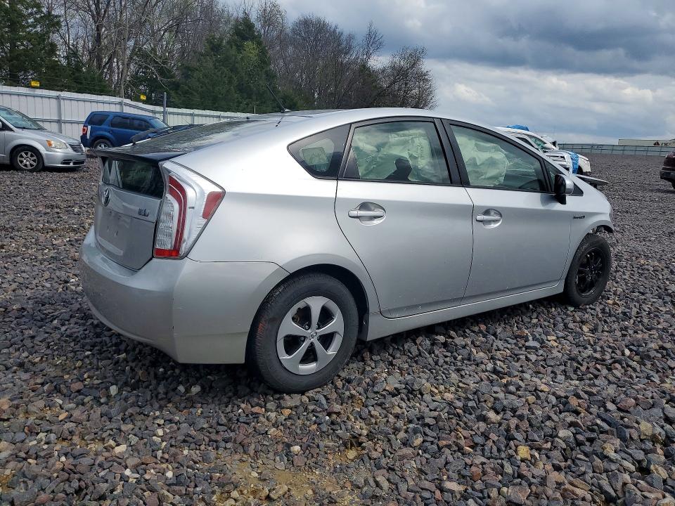 48474176 :رقم المزاد ، JTDKN3DU7D5688578 vin ، 2013 Toyota Prius مزاد بيع
