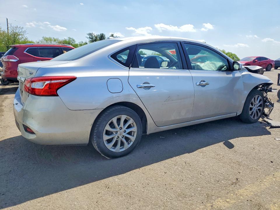 51187676 :رقم المزاد ، 3N1AB7AP9JY242346 vin ، 2018 Nissan Sentra مزاد بيع