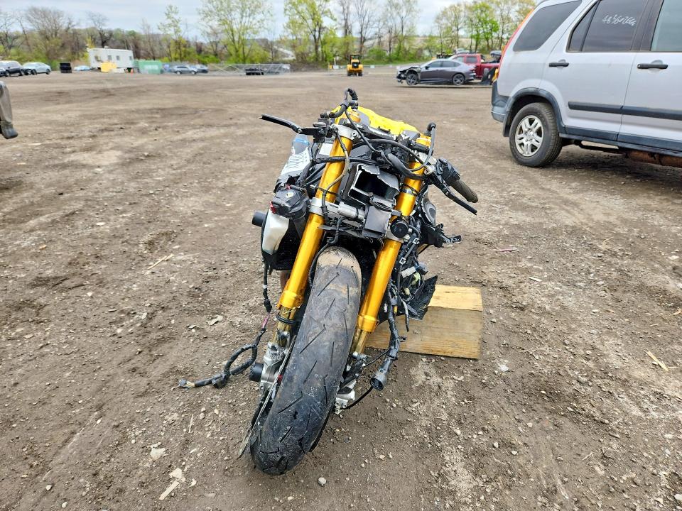 Продажа на аукционе авто 2024 Yamaha Yzfr1m, vin: JYARN67E9RA000675, номер лота: 63442706