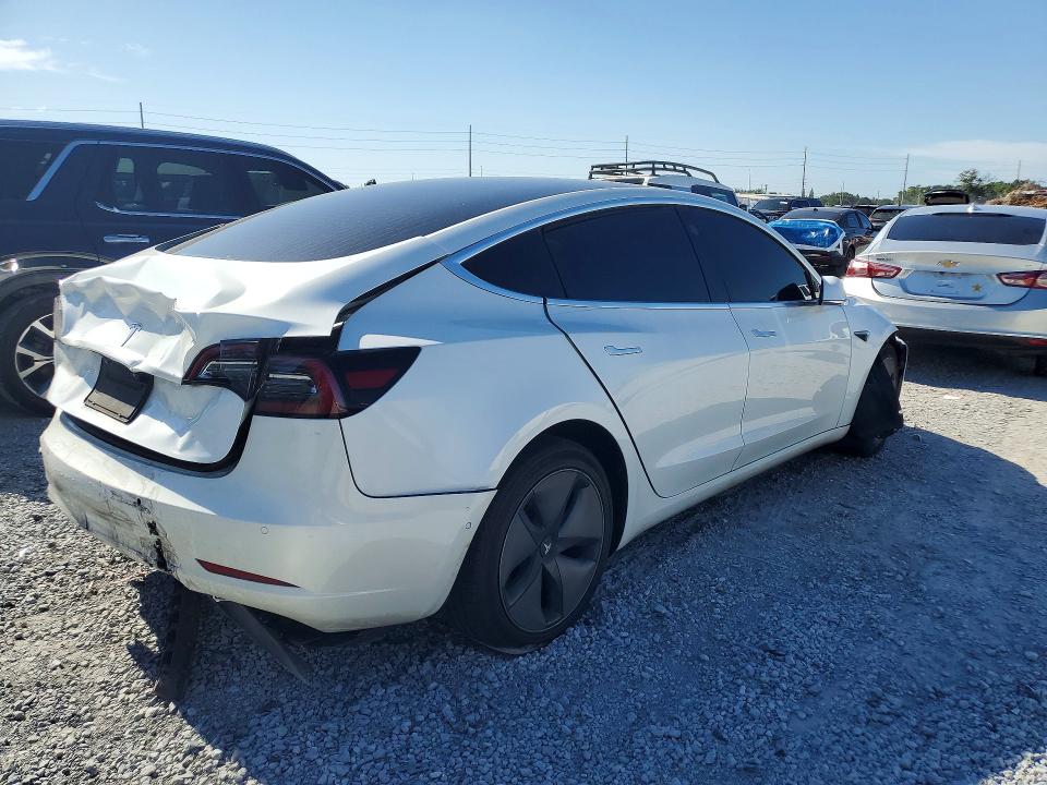 50301356 :رقم المزاد ، 5YJ3E1EA7LF660371 vin ، 2020 Tesla Model 3 مزاد بيع