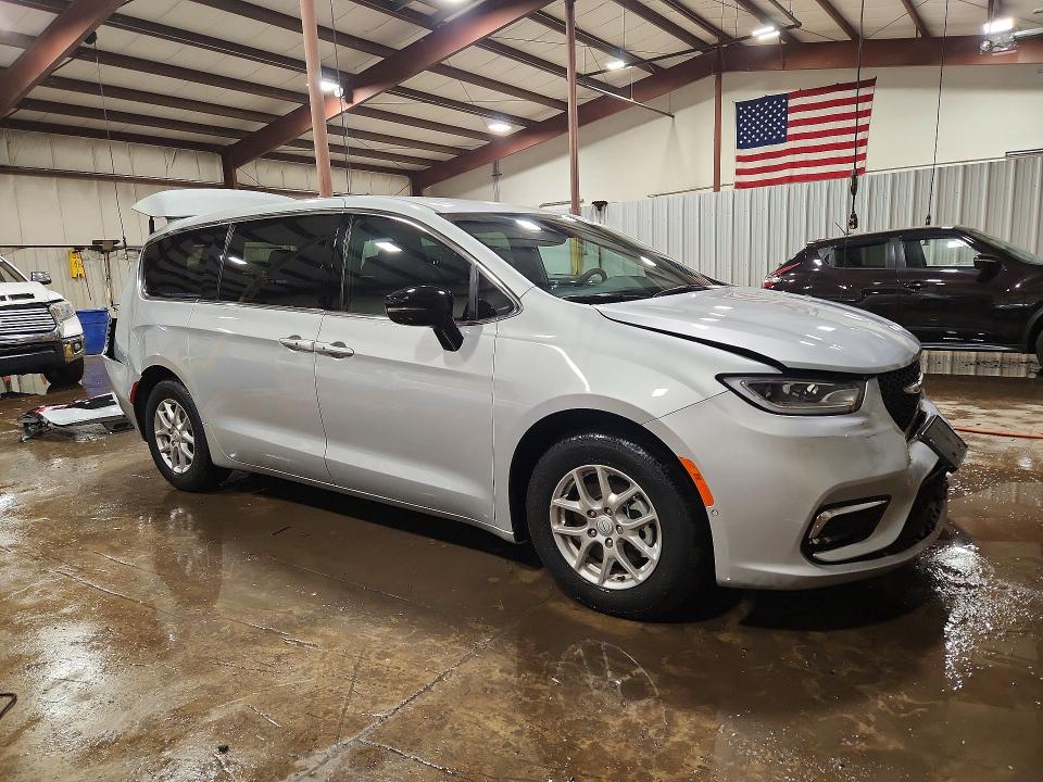 51548916 :رقم المزاد ، 2C4RC1BGXTR172819 vin ، 2026 Chrysler Pacifica مزاد بيع