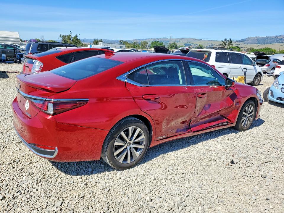 48972636 :رقم المزاد ، 58AD21B13LU004715 vin ، 2020 Lexus Es 300h مزاد بيع