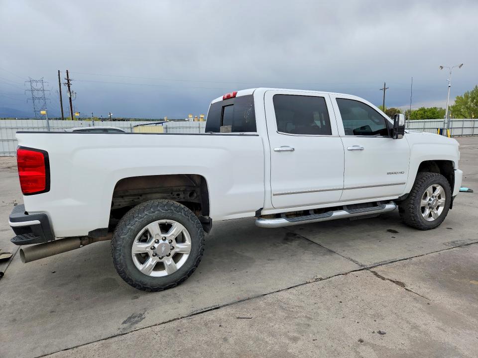 Продаж на аукціоні авто 2018 Chevrolet Silverado, vin: 1GC1KWEY5JF124263, номер лоту: 51545176