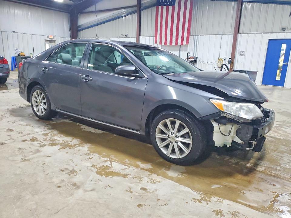 51673516 :رقم المزاد ، 4T4BF1FK5CR162727 vin ، 2012 Toyota Camry مزاد بيع