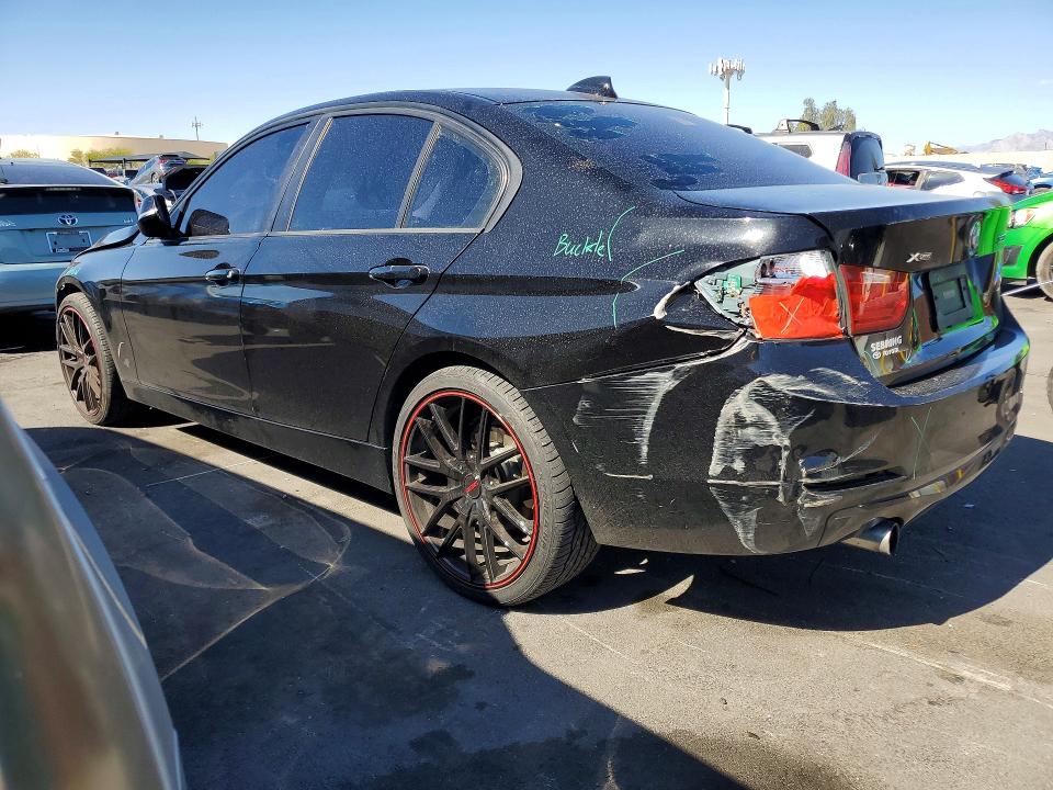 51405596 :رقم المزاد ، WBA3C3G55FNT53625 vin ، 2015 Bmw 320 مزاد بيع