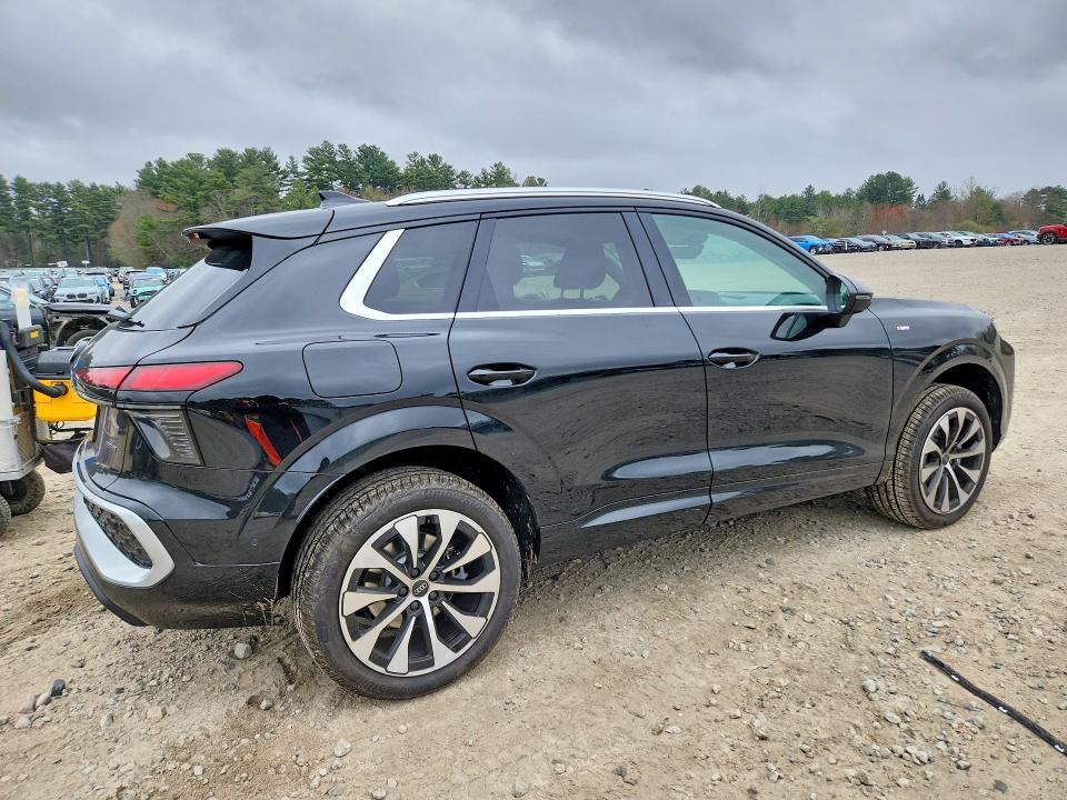 50602436 :رقم المزاد ، WA1ABCFJXT1030003 vin ، 2026 Audi Q3 مزاد بيع