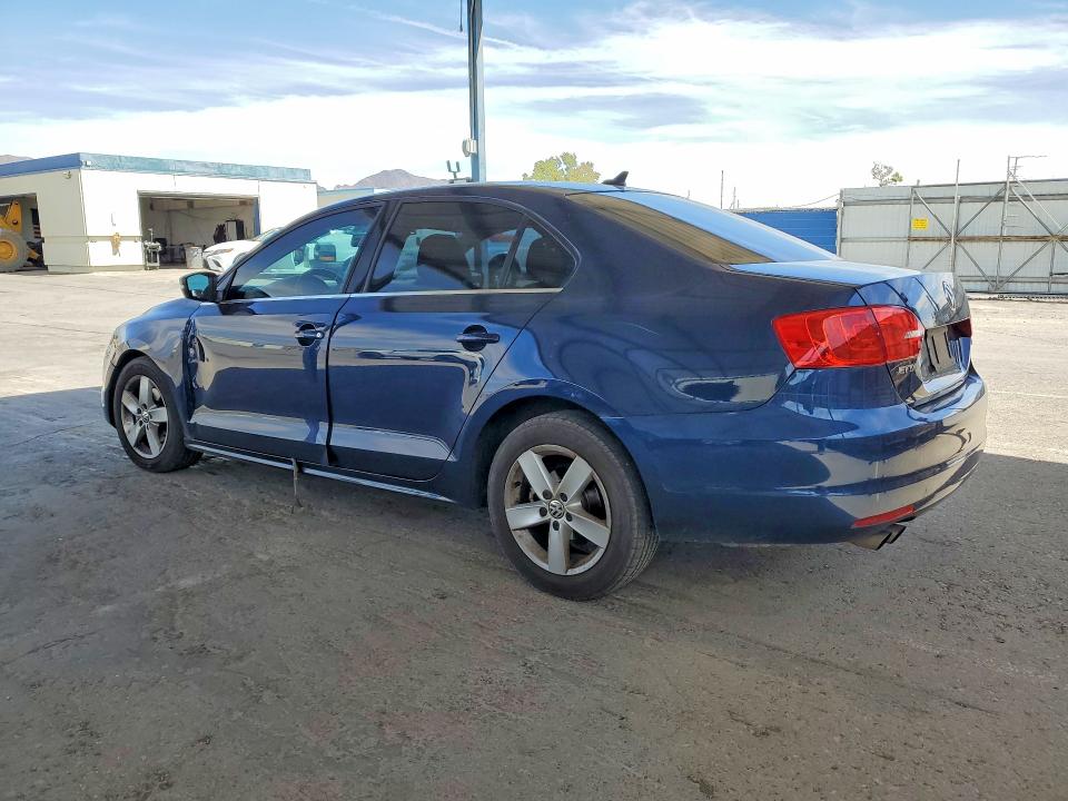 2013 Volkswagen Jetta მანქანა იყიდება აუქციონზე, vin: 3VWLL7AJ7DM209515, აუქციონის ნომერი: 51814556