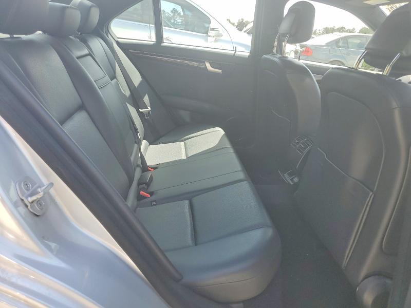 Продажа на аукционе авто 2012 Mercedes-benz C, vin: WDDGF4HBXCR210461, номер лота: 49766586
