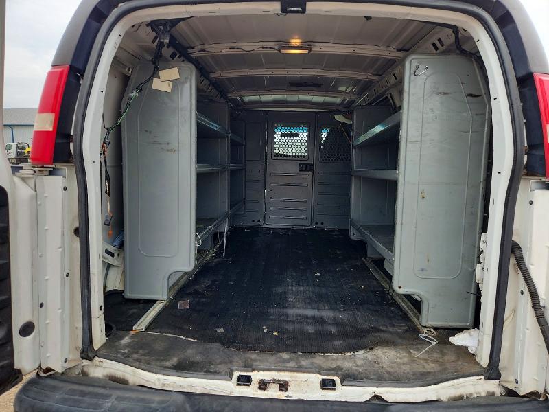 50162596 :رقم المزاد ، 1GCWGFBA1E1101788 vin ، 2014 Chev Express G2500 مزاد بيع