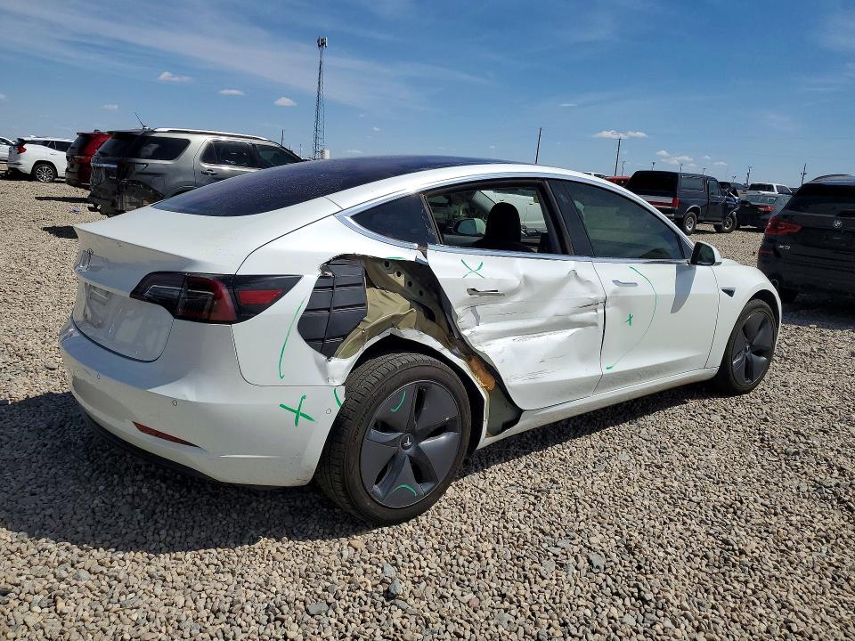 Продаж на аукціоні авто 2018 Tesla Model 3, vin: 5YJ3E1EA4JF009180, номер лоту: 49431506