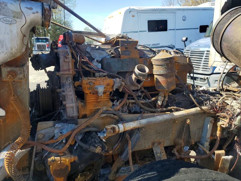 49108496 :رقم المزاد ، 1NP5LB0X5WN445523 vin ، 1998 Peterbilt 379 مزاد بيع