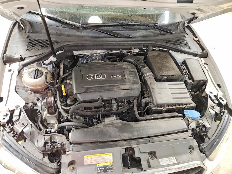 48169756 :رقم المزاد ، WAUBFGFF1F1103553 vin ، 2015 Audi A3 مزاد بيع