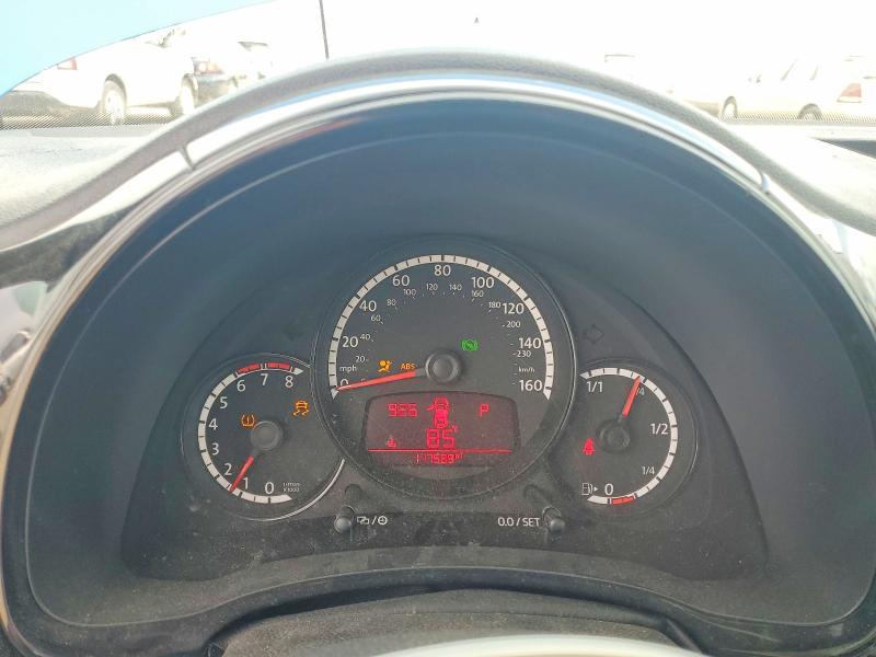 49467766 :رقم المزاد ، 3VWF17AT3GM610486 vin ، 2016 Volkswagen Beetle مزاد بيع