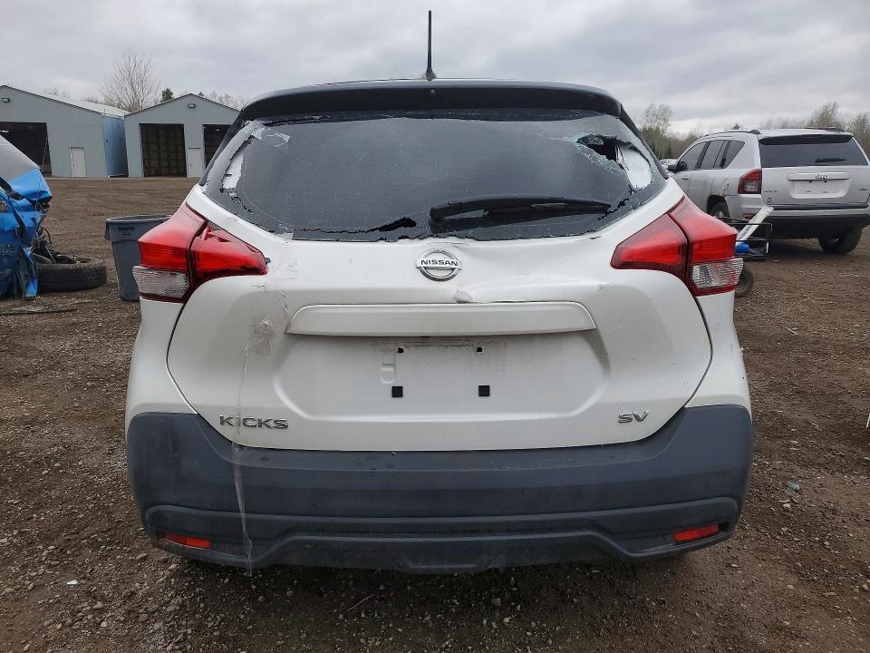 Продажа на аукционе авто 2019 Nissan Kicks, vin: 3N1CP5CU1KL544312, номер лота: 51273006