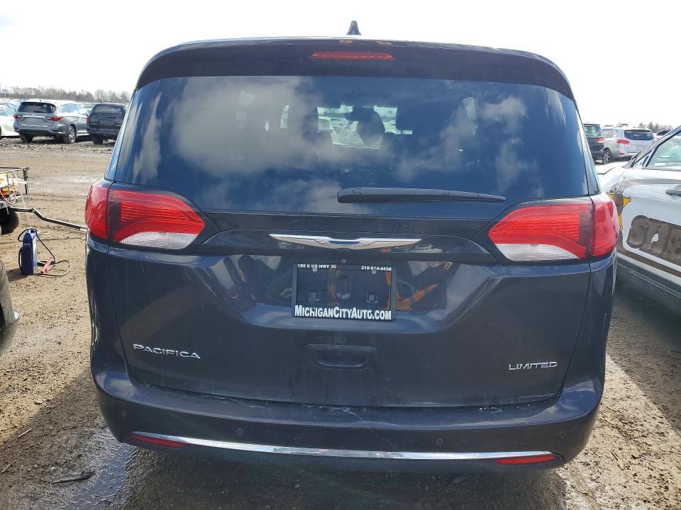 48231526 :رقم المزاد ، 2C4RC1GG4HR645128 vin ، 2017 Chrysler Pacifica مزاد بيع