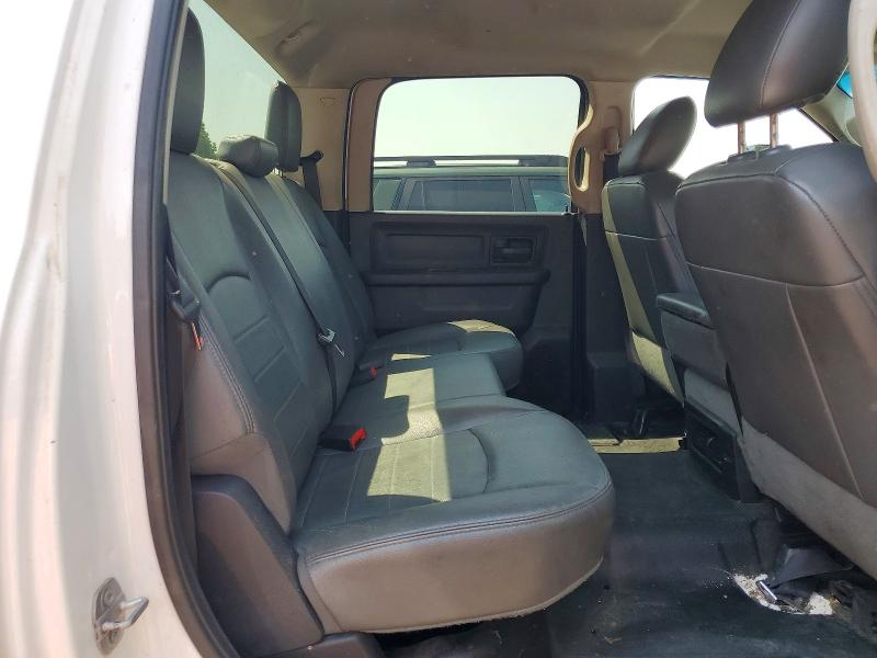 51161846 :رقم المزاد ، 3C6TR4HT7FG657978 vin ، 2015 Ram 2500 مزاد بيع