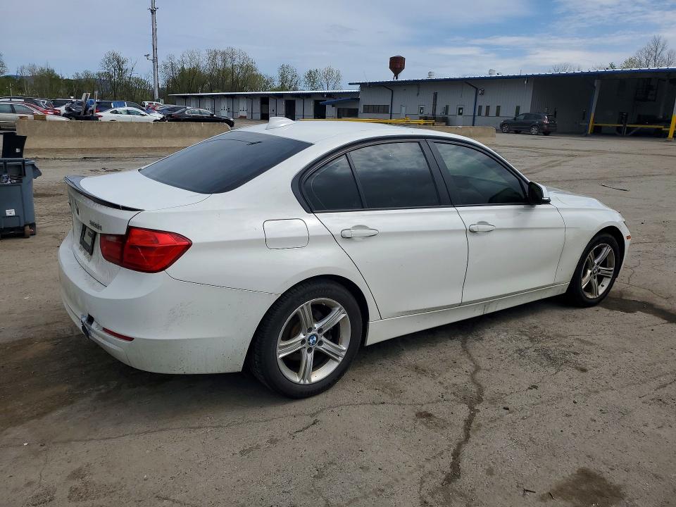 48878186 :رقم المزاد ، WBA3B5C54EF959169 vin ، 2014 Bmw 328 مزاد بيع